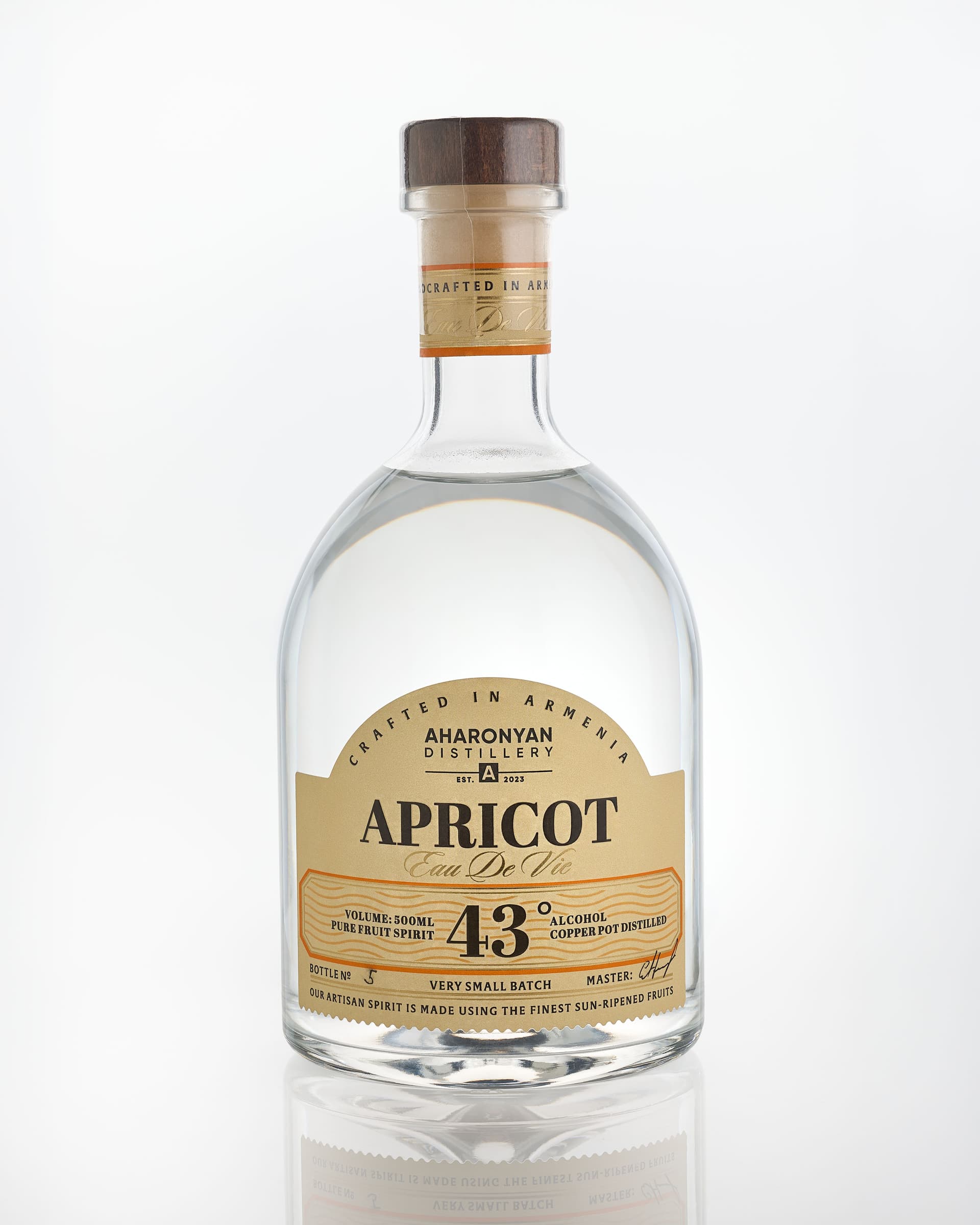 Абрикосовый eau-de-vie, 500 мл